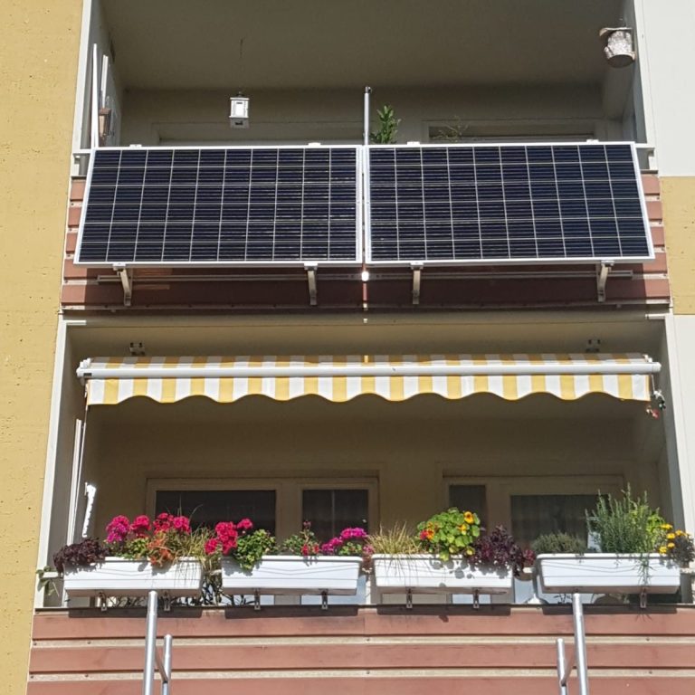 Balkonkraftwerk_Balkon_600kpw_solar